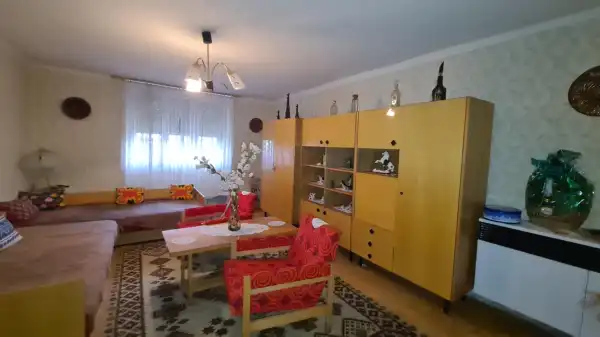 Eladó családi ház, Dunaújváros 2+1 szoba 70 m² 42.9 M Ft