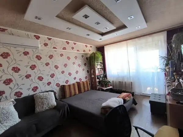 Eladó panellakás, Dunaújváros 2 szoba 53 m² 32.99 M Ft