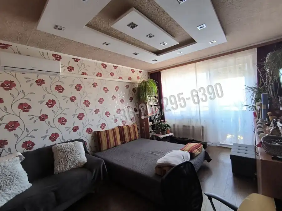 eladó panellakás, Dunaújváros