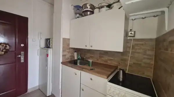 Eladó panellakás, Dunaújváros 1 szoba 31 m² 24.9 M Ft