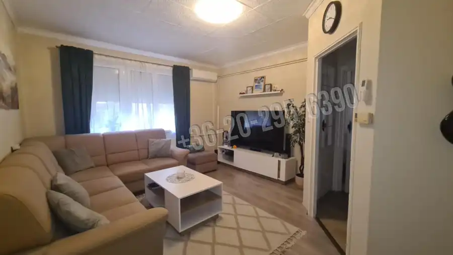 eladó téglalakás, Dunaújváros