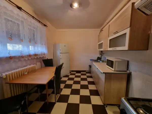 Eladó téglalakás, Dunaújváros 1+1 szoba 43 m² 26.99 M Ft