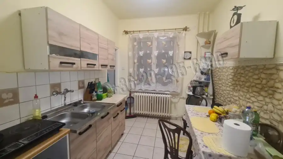 eladó téglalakás, Dunaújváros