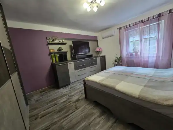 Eladó téglalakás, Dunaújváros 2 szoba 52 m² 39.9 M Ft